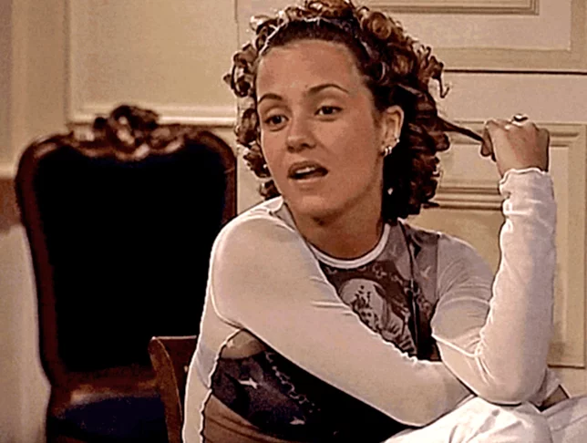 O principal suspeito, José Clementino, papel de Tony Ramos, admitiu ter colocado explosivos no prédio. Contudo, a investigação concluiu que Sandrinha, vivida por Adriana Esteves, foi a motivadora do incidente. Ela confessou que agiu por raiva do seu pai, 