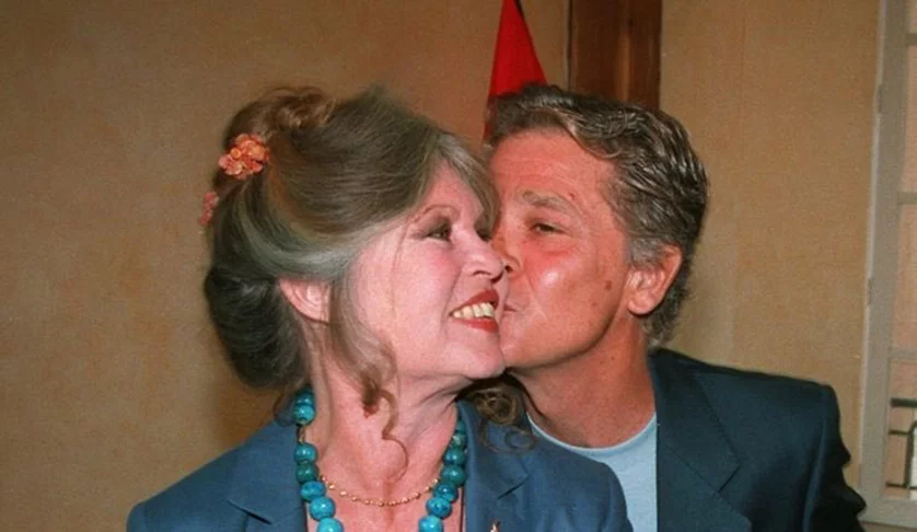 Brigitte Bardot e Bernard d'Ormale - Desde 1992. 