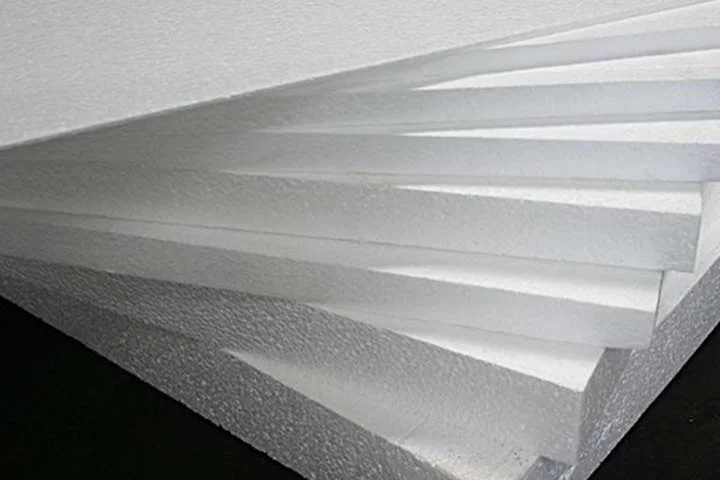 Isopor - Marca registrada da Knauf para artigo da família dos plásticos, passou a designar o polímero EPS, presente no acondicionamento de produtos e com outras finalidades.
