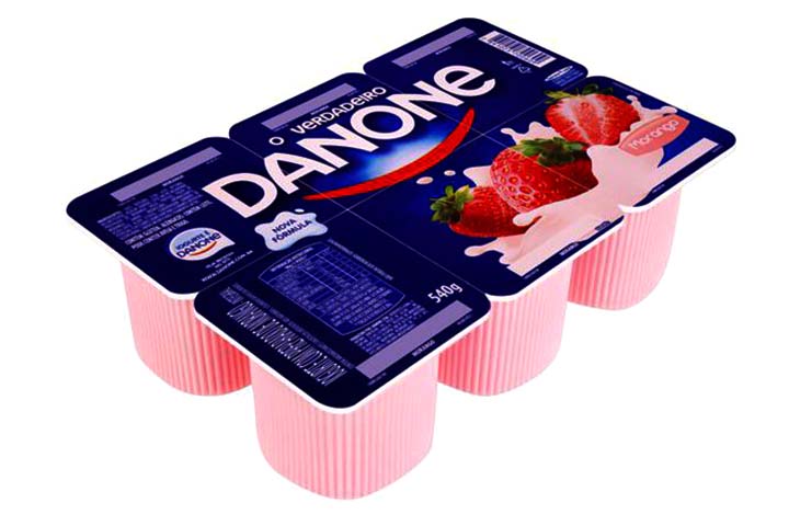 Danone - Nome de uma multinacional de produtos alimentícios, é empregado informalmente para designar iogurtes em geral. 

