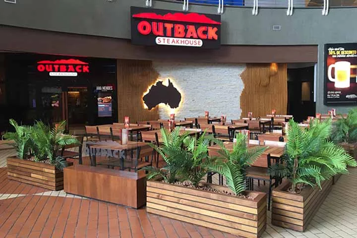 Na América do Sul, o Outback também tem filiais na Argentina, mas em proporção bem menor. 
