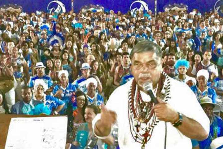Laíla teve rápidas passagens pela Unidos de Vila Isabel, Unidos da Tijuca, Grande Rio e até pelo carnaval de São Paulo, na Peruche, além de ter trabalhado em carnavais de Belém e Porto Alegre. 