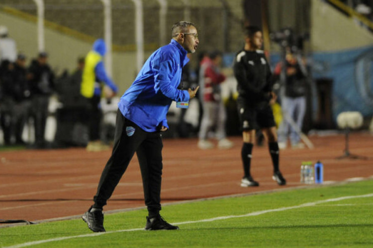 Flávio Robatto espera uma partida muito difícil no Maracanã, já que o Flamengo precisa vencer para seguir vivo na competição