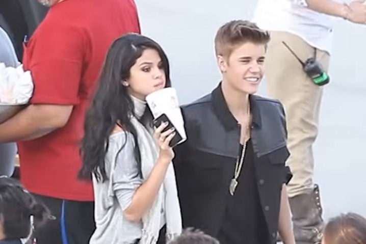 Dois anos depois, eles se encontraram novamente na estreia do documentário Never Say Never, sobre o próprio cantor. Na época, Justin ainda namorava a cantora Selena Gomez (foto).