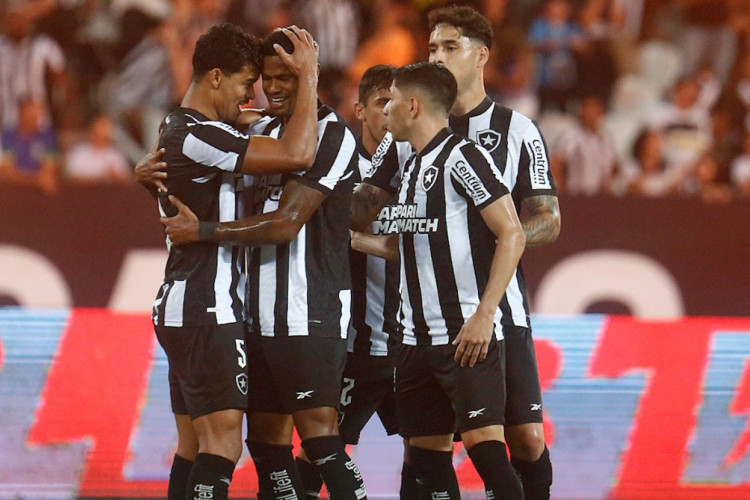O Botafogo vai enfrentar o Universitario: veja onde assistir a partida ao vivo pela Libertadores