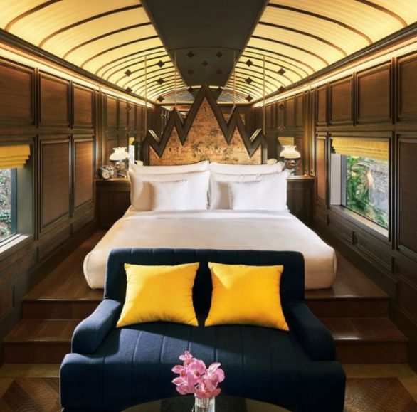 E o resort vai além dos vagões transformados em suítes. Mesmo os quartos normais foram projetados para se parecerem com trens clássicos e cada um conta com painéis cênicos únicos.