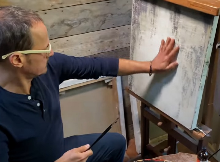 Nascido em Londres, em 1970, Jonathan Yeo ascendeu rapidamente ao estrelato como um dos retratistas contemporâneos mais renomados do mundo.