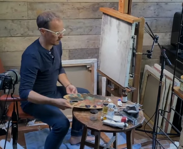 O artista começou sua carreira retratando amigos e familiares, mas logo passou a pintar retratos encomendados de figuras públicas, incluindo celebridades e líderes políticos. 