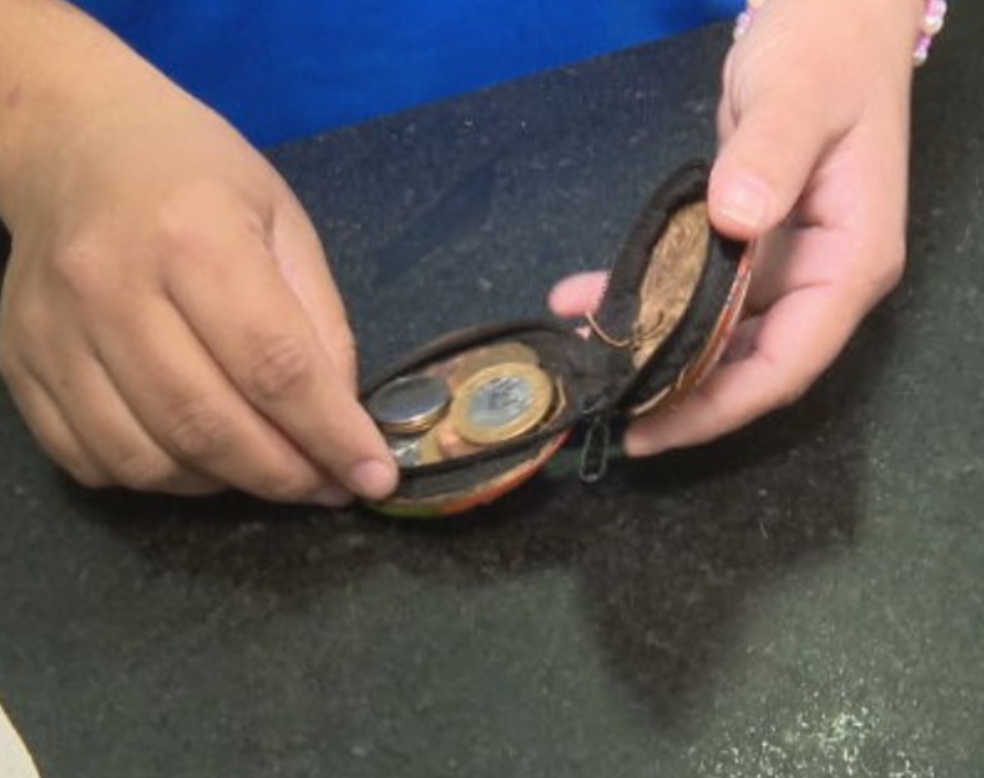 Mas ainda há quem goste de fazer pagamentos em dinheiro. E até mesmo as moedinhas podem ser importantes, para o troco no comércio.