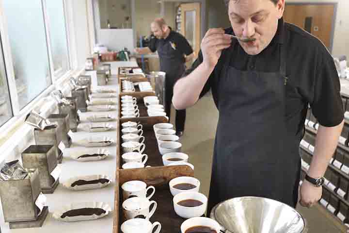 Tasters de Chá - São especialista na degustação de chá, que avaliam a qualidade e o sabor dessa bebida para as indústrias. Eles são muito importantes para as economias do Sri Lanka e da Índia. No Brasil, a escala e o foco na exportação de chá não são comp