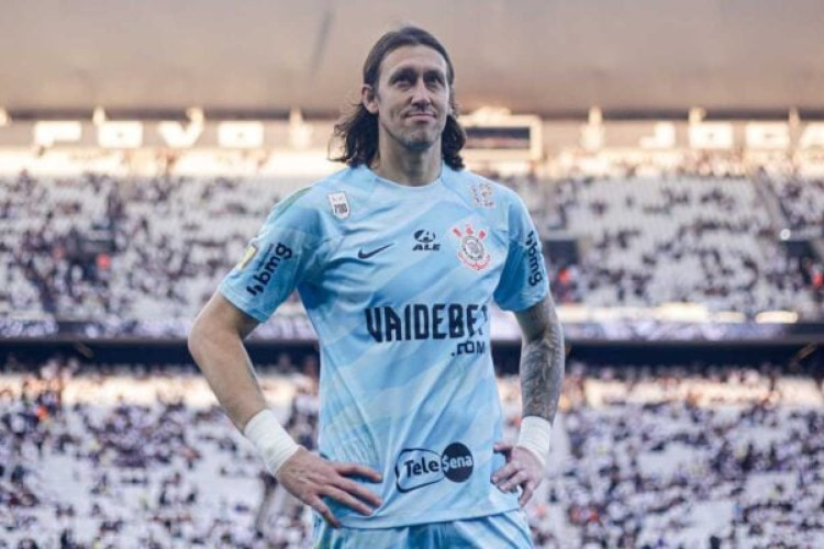 Cássio encerrou o seu contrato com o Corinthians e vai seguir carreira com a camisa do Cruzeiro no futebol brasileiro