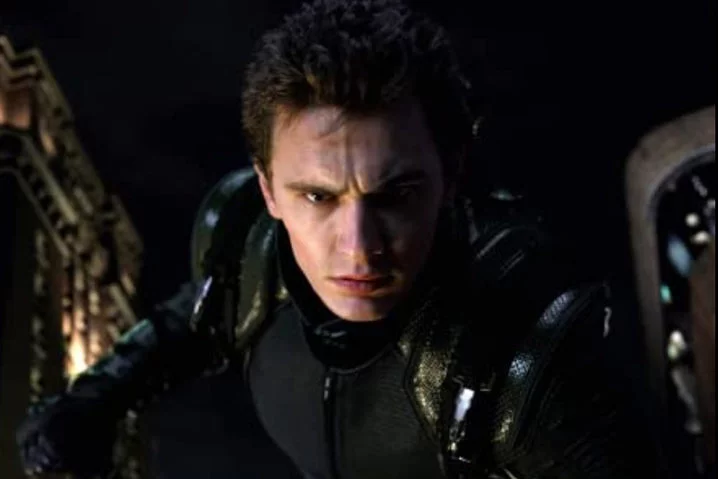 Ele voltou a interpretar o personagem nas duas sequências: Homem-Aranha 2, em 2004, e Homem-Aranha 3, em 2007.