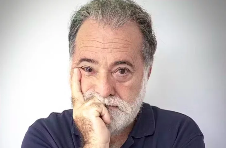 Antônio de Carvalho Barbosa, conhecido como Tony Ramos, nasceu em Arapongas, no Paraná, no dia 25 de agosto de 1948.