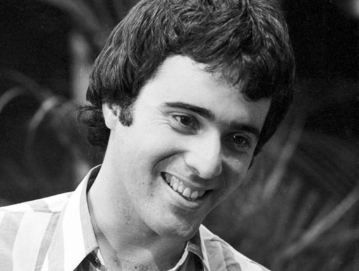 Em 1965, o ator atuou em sua primeira novela: A Outra, na qual contracenou com Vida Alves e Juca de Oliveira.