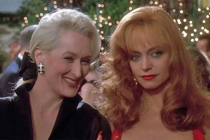 Em Ela é o Diabo! (1989), Streep fez a sua primeira comédia, contracenando com Roseanne Barr. Entre 1984 e 1990, ganhou seis People's Choice Awards de melhor atriz cinematográfica. 