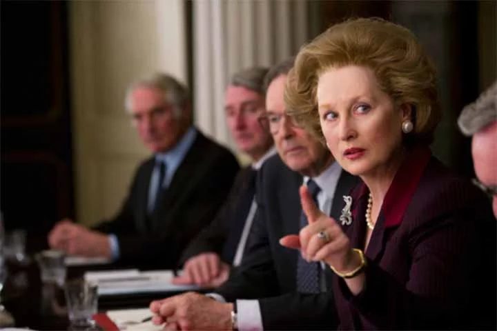 No início de 2011, voltou a trabalhar com Phyllida Lloyd em A Dama de Ferro, a cinebiografia de Margaret Thatcher, que trata do período em que ela era Primeira Ministra do Reino Unido, durante a Guerra das Malvinas. A atuação lhe rendeu o Globo de Ouro 