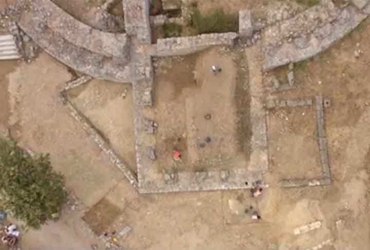 Procedimentos de datação comprovaram que os poços foram escavados no quinto milênio a.C., quando a região pouco povoada era patrulhada por resistentes grupos de caçadores-coletores.