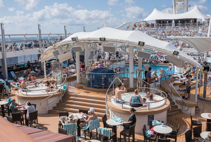 Noruega - Capital Oslo: 634 mil habitantes. 