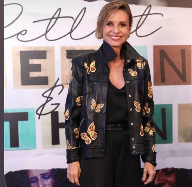 No cinema, Burlamaqui também teve algumas participações importantes em filmes como Gatão de Meia Idade (2006), Reis e Ratos (2012) e Por Trás do Céu (2017), este que lhe rendeu o prêmio de Melhor Atriz Coadjuvante no Festival de Cinema de Recife.