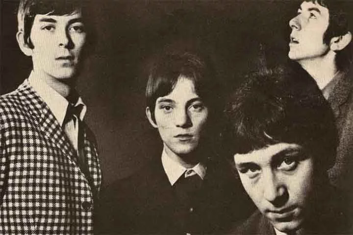 Chis France, diretor administrativo do patrimônio de Steve Marriott, sugeriu que a questão está aberta. “Atualmente, não há planos confirmados para usar a voz dele em gravações de IA. Isso não significa que não será feito um acordo com um dos vários pretendentes que fizeram ofertas.”
