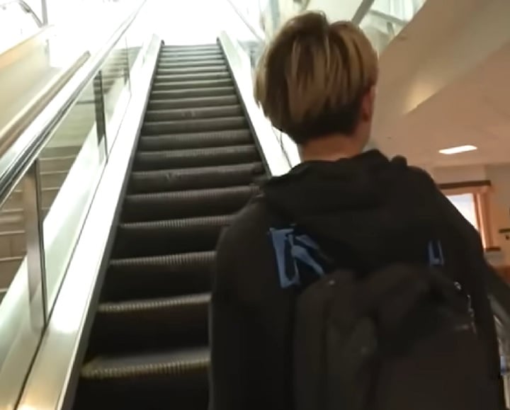 Depois que o vídeo viralizou na web, vários internautas criticaram a decisão do estudante. 