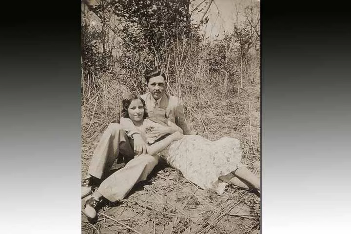 Ao longo da sua vida, Bonnie casou-se em setembro de 1926, aos quinze anos, com Roy Thornton. Ele, por sua vez, foi condenado a cinco anos de prisão por roubo, algo que concretizou o fim do relacionamento, mesmo que não de forma oficial. 