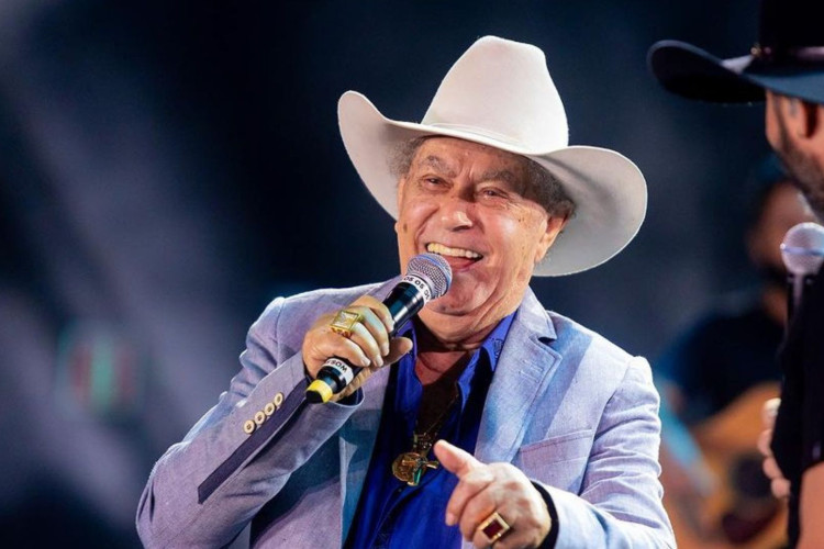 Cantor Milionário, da dupla sertaneja com José Rico, está 