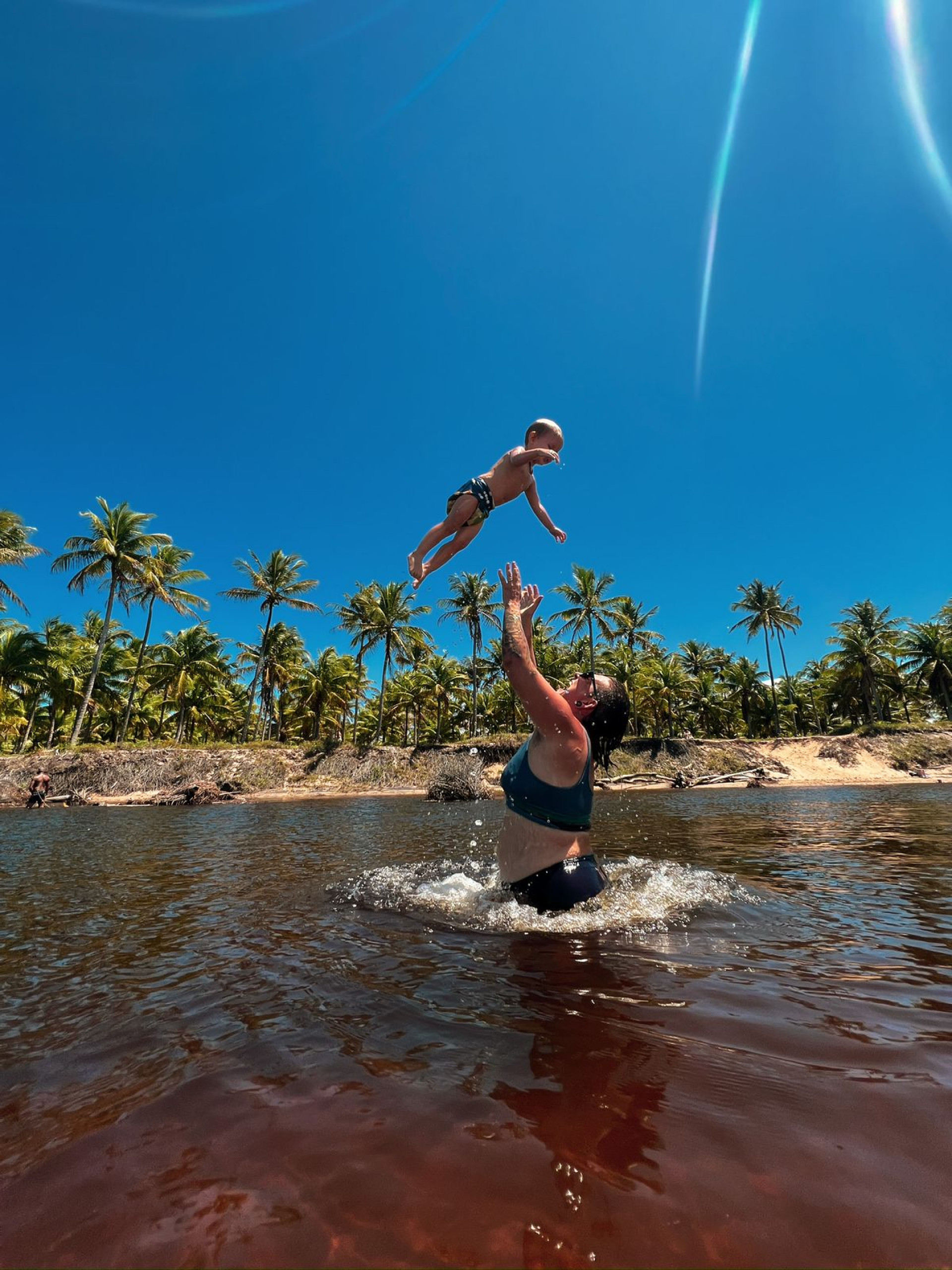 Lizandra, Mariana e os filhos est&atilde;o h&aacute; mais de um ano vivendo como n&ocirc;mades e viajando pelo Brasil