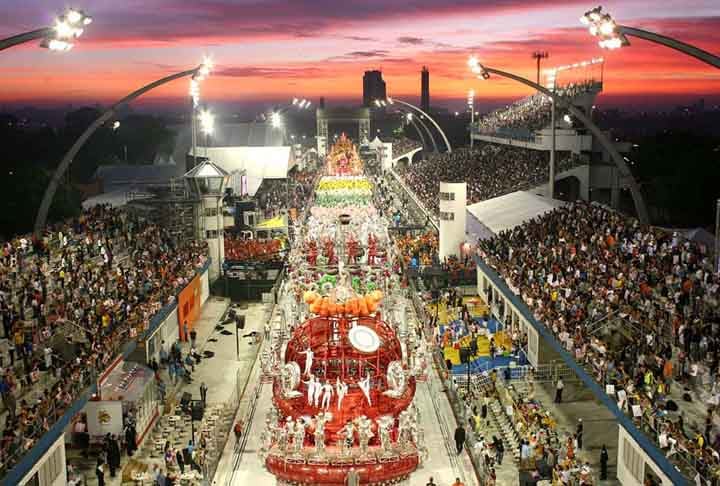 E é justamente na sexta-feira que começam os desfiles do Grupo Especial do carnaval de São Paulo. Veja a ordem de apresentação das escolas de samba no Anhembi. 