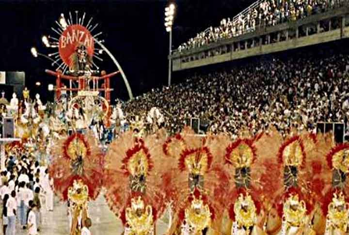 VAI-VAI - Fundada em 1 de janeiro de 1930, a escola que mostra um ramo de café sob uma coroa no escudo tem as cores preto e branco. 