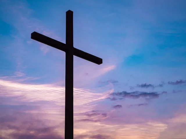 Cercados de misticismo e superstições, os símbolos são usados por dezenas de culturas e podem ser usados para representar ideias, conceitos ou emoções. Confira agora o significado dos símbolos mais populares!