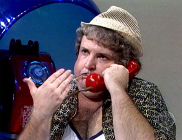 Meu epitáfio será: Enfim, magro. 