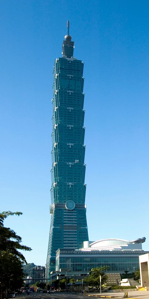 Taipei 101 - Fica em Taipei, capital de Taiwan. Tem 450 metros. Inaugurado em 2004. 