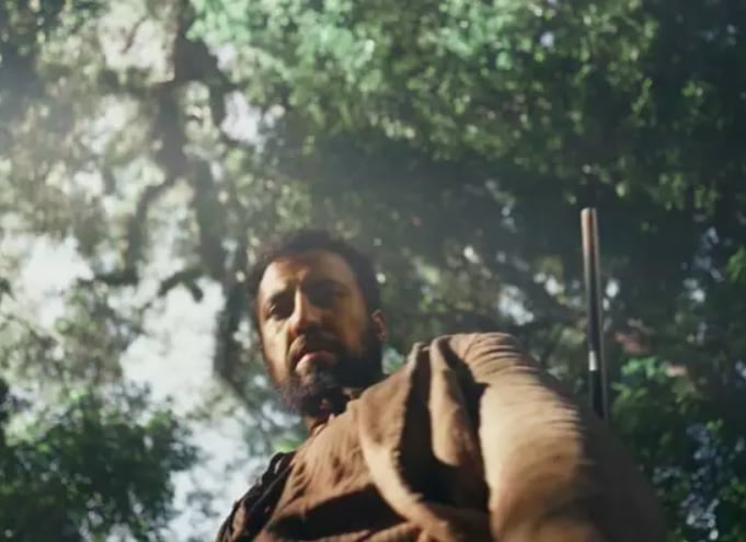 Ainda pouco conhecido do grande público, Ricardo Teodoro fez uma breve participação no primeiro capítulo da novela Renascer, ao interpretar um dos jagunços que atacam José Inocêncio (Humberto Carrão).