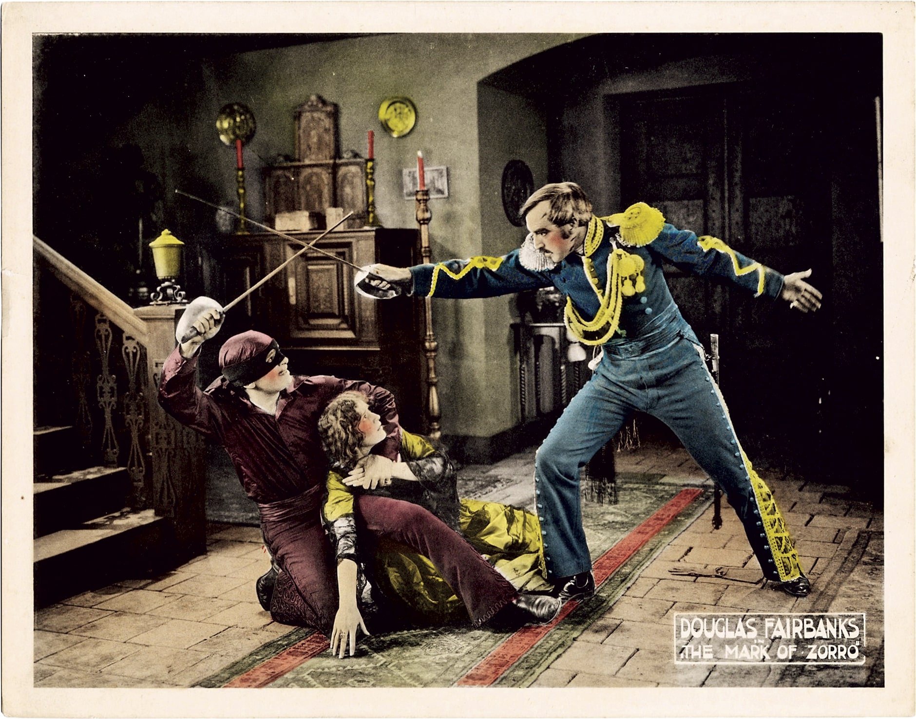 DOUGLAS FAIBANKS - Viveu o mascarado em Marca do Zorro,  um filme de 1920, dirigido por Fred Niblo e Theodore Reed. O ator nascido na Califórnia em 23/5/1883 fez muito popular no cinema mudo. 