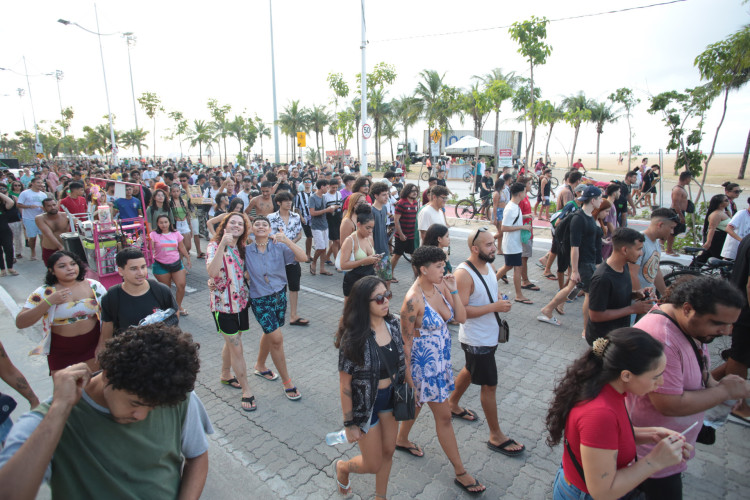 FORTALEZA, CEARÁ, BRASIL,26.05.2024: Marcha da maconha pela Av. beira mar.