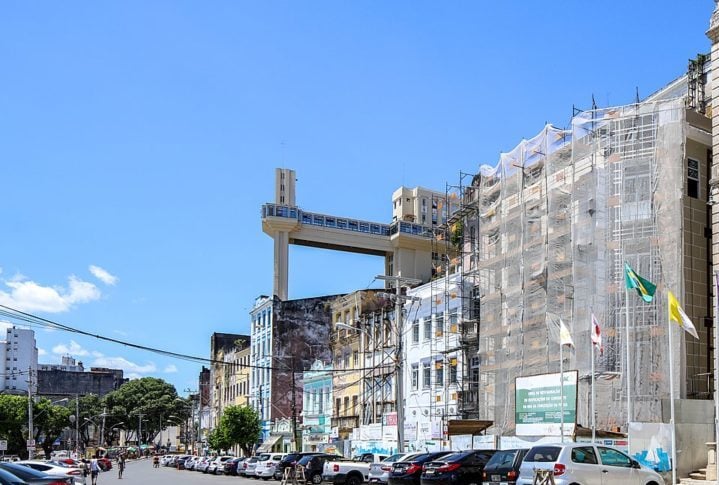 Durante esse período, apenas duas cabines estão operacionais, o que pode resultar em filas em alguns momentos, por conta do grande número de usuários.