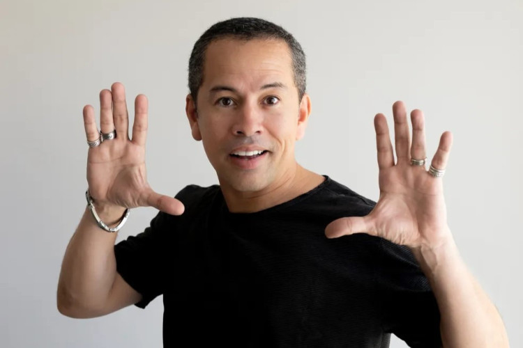 Edmilson Filho anuncia novo show de humo em Fortaleza