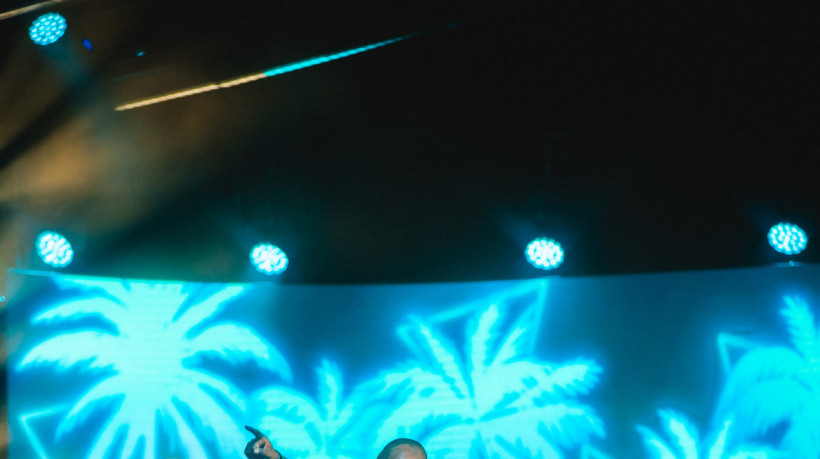 O artista Thiaguinho chega em Fortaleza com sua nova turnê, 