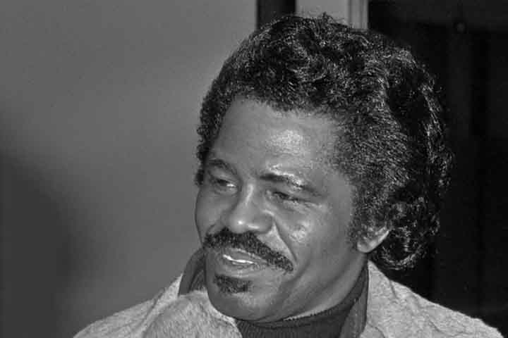 Brown foi casado quatro vezes: com Velma Warren, Deidre Deedee Jenkins, Adrienne Lois Rodriguez e Tomi Rae Hynie. Destes e outros relacionamentos, teve cinco filhos, oito netos e quatro bisnetos. 