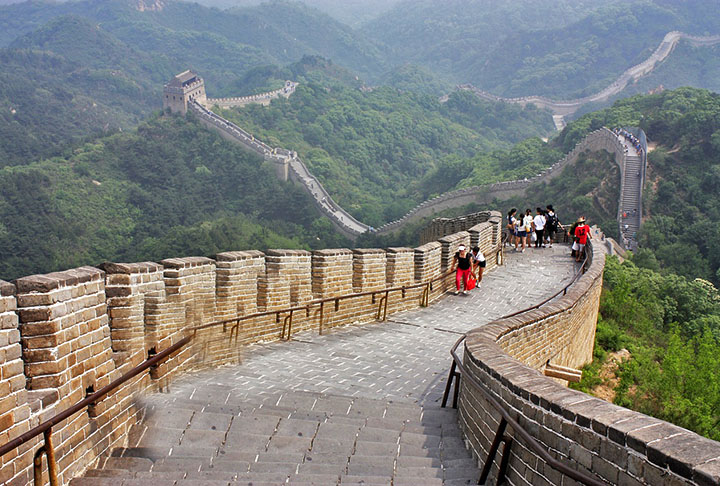 Veja agora outras muralhas incríveis que, ao longo da história, cumpriram sua função de defesa e hoje são importantes pontos turísticos e referências culturais em seus países. 