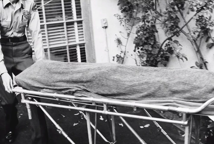 A quantidade de comprimidos era tão grande que a morte foi considerada suicídio. Marilyn tinha 36 anos. 