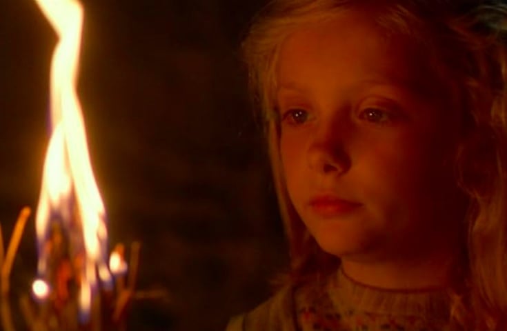 O Mistério da Ilha (1994): Esse é um filme de 1994, dirigido por John Sayles e baseado no livro Secret of the Ron Mor Skerry de Rosalie K. Fry. É uma mistura de drama e fantasia, centrado em torno de uma garota chamada Fiona, que vai morar com seus avós na costa da Irlanda.