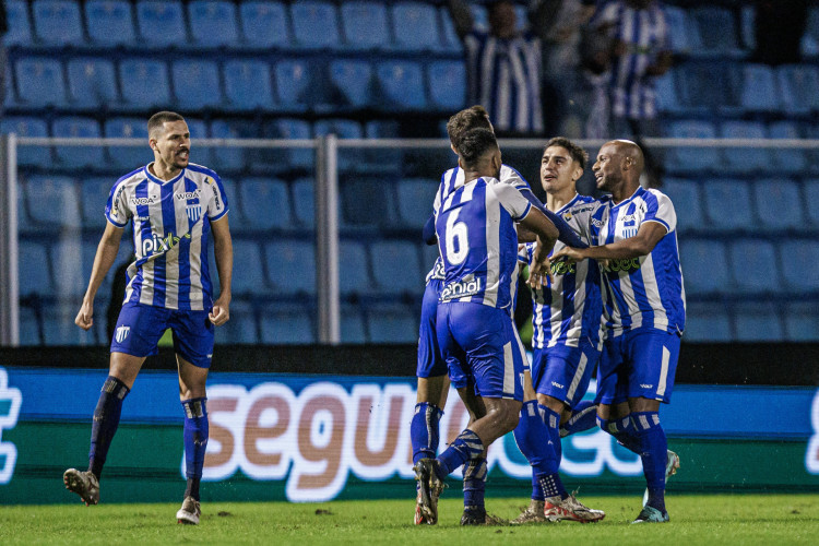 O Ava&iacute; vai enfrentar o Novorizontino: veja onde assistir &agrave; partida ao vivo pela S&eacute;rie B do Campeonato Brasileiro
