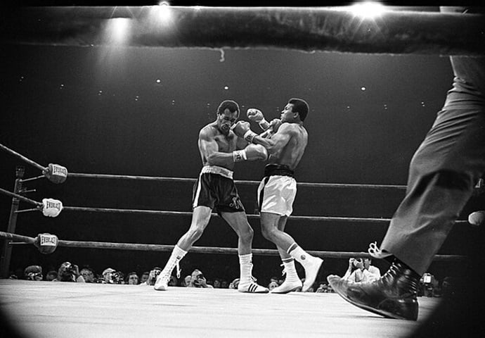 Ainda em 1973, na revanche, Ali venceu Ken Norton por decisão e recuperou o título mundial da NABF. 