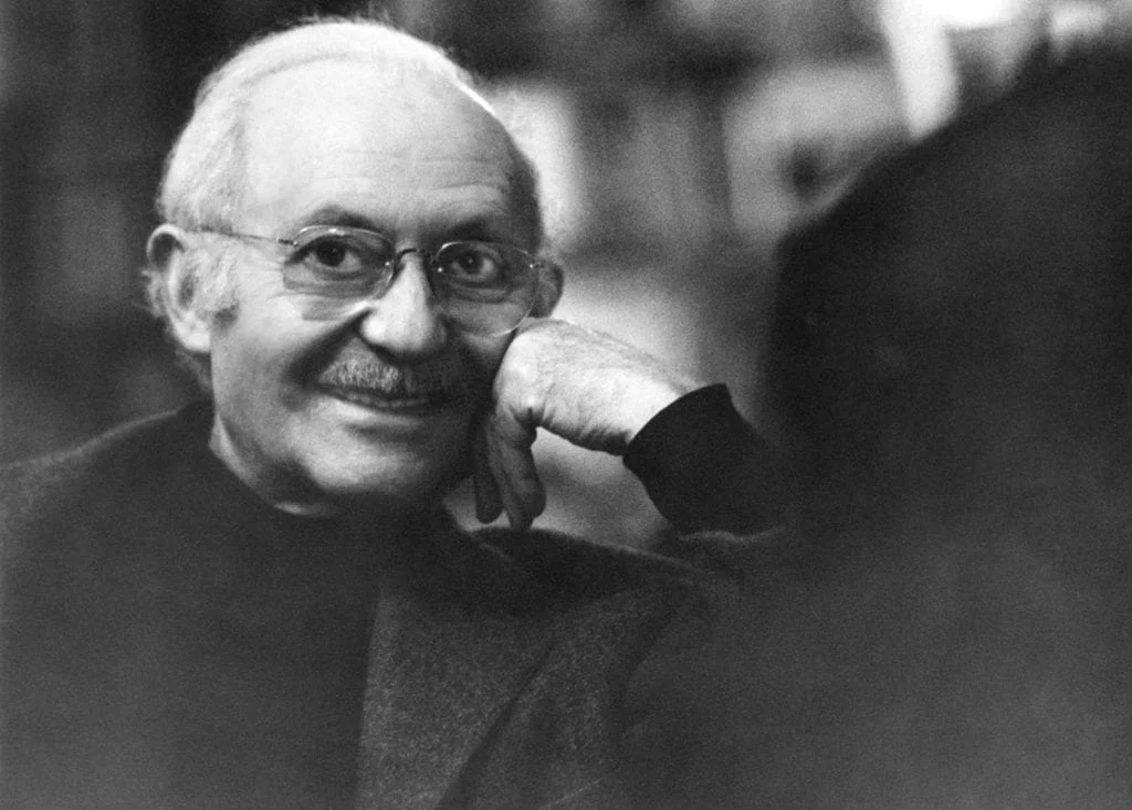 Nascido na Polônia durante o Império Austro-Húngaro, Lee Strasberg ingressou no Actors Studio em 1948, um ano após a fundação da associação. 
