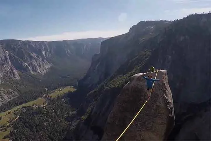 Em 2015, Caio Afeto tornou-se o primeiro brasileiro a fazer a travessia de highline no Parque Nacional de Yosemite, nos Estados Unidos, em estilo free solo. 
