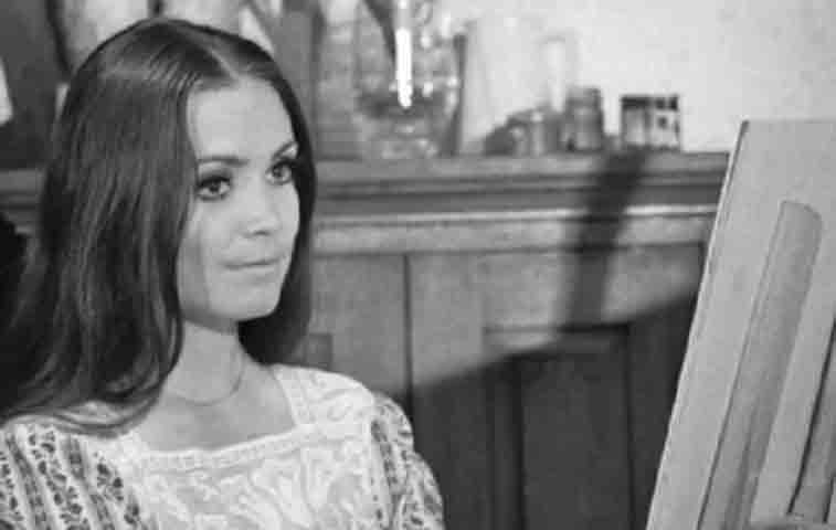 Nascida em 5/2/1947, ela estreou na TV Excelsior em 1965 e fez uma carreira de grande sucesso. Porém, a memória de sua história tem sido prejudicada pela atuação da atriz na política e nas redes sociais. 