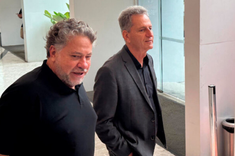 Nos últimos dias, Rodolfo Landim, presidente do clube, se reuniu com representantes da Allianz na Europa