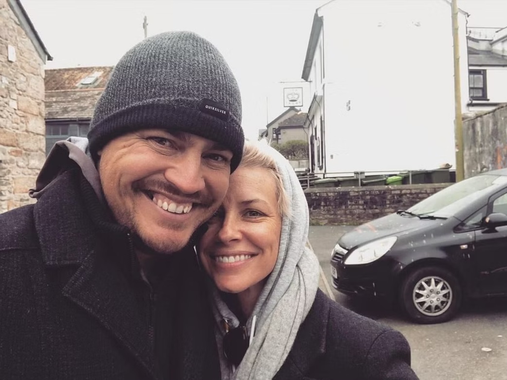  A atriz é casada com Norman Kali. Eles se conheceram no set de Lost', moram juntos no Havaí e têm dois filhos.